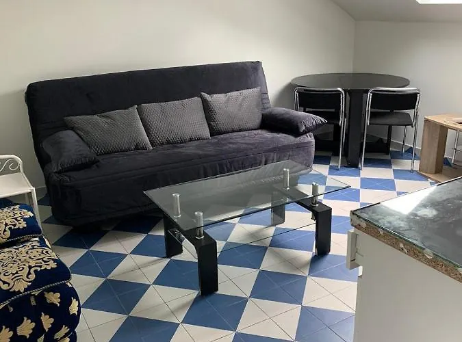 Suits & Luxury Appart Paris Montreuil