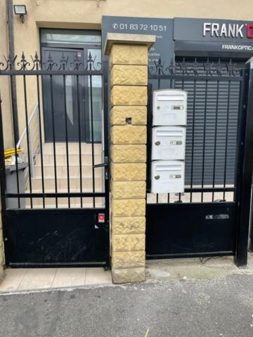 Suits & Luxury Paris Montreuil * Montreuil (Seine-Saint-Denis)