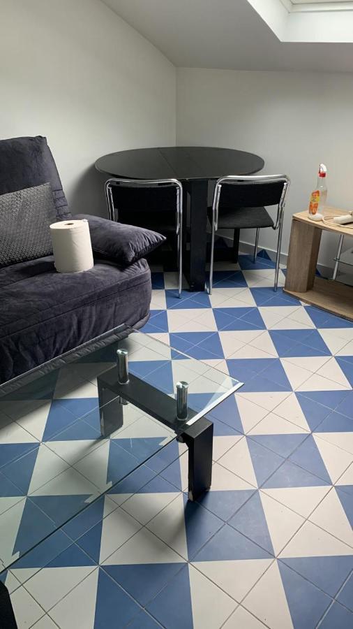 Suits & Luxury Paris Montreuil Apartment *
